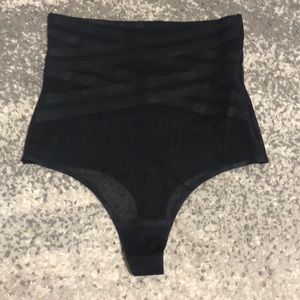 Thong tummy control panties